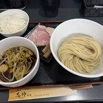 麺屋 志玲 - 料理写真: