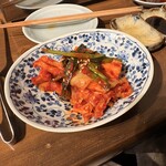 京洛焼肉 ぽめ - キムチ盛り