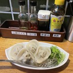 水餃子と胡椒シュウマイの二兎 - 