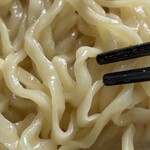 ゐをり - 麺はつるっとなめらか