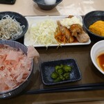 カツオたまご食堂 - 料理写真: