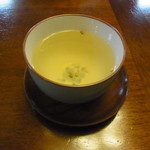 Kouraku - 着いてすぐに、フロント前でしいたけ茶をいただきました♥