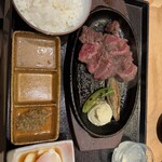 肉寿司 肉和食 KINTAN - 