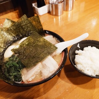 上尾らぁめん_1