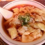 柴崎亭 - わんたんめん