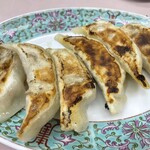 味の丸嘉 - 料理写真:肉餃子 