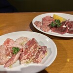 ホルモン・ジンギスカン たたら - ラムタン、ラムハツ、豚3点盛り（豚カルビ・豚ハラミ・豚トロ）