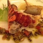 オマール海老オーブン焼きと真鯛のポワレ（ライト・キュイジーヌ）