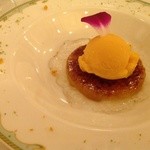オレンジ・パッションフルーツソルベとパイナップルのカラメリゼ（ライト・キュイジーヌ）