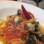 ピアチェーレ - 牡蠣入りのトマトパスタ(名前は不明)