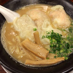 広州市場 - 濃厚海老雲呑麺 780円