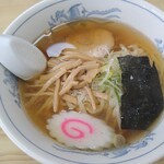 大関 - 料理写真:醤油ラーメン