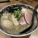 北千住煮干中華蕎麦 かれん - 料理写真: