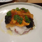 やまぐち - 1月夜：お魚の上に山芋と大量のウニ・キャビア！