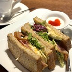 むさしの森珈琲 - 料理写真:・ベーコンエッグサンド(ヨーグルト付) 858円/税込
・ブルーマウンテンNo.1 +385円/税込
※プラチナセットドリンク