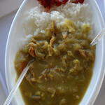 里美食堂 - 黄色いカレー 並盛