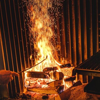 【薪料理】秩父の自然豊かの薪を使用し絶妙な火入れをしてます。
