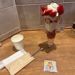 マルトメ・ザ・ジューサリー パフェテリア - 料理写真: