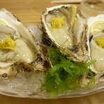 助六 - 「殻付き牡蠣酢」