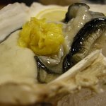 助六 - 「殻付き牡蠣酢」のアップ