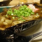 助六 - 「加茂茄子のあんかけ」を横から見たところ