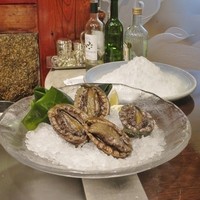 横浜うかい亭 - 活鮑