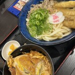資さんうどん - 料理写真:
