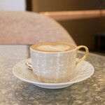 ベージュ アラン・デュカス 東京 - 