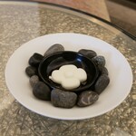 ベージュ アラン・デュカス 東京 - 