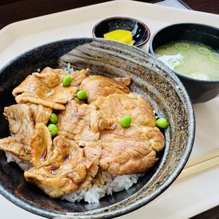 旭山動物園東門レストラン カムイチカプ_1