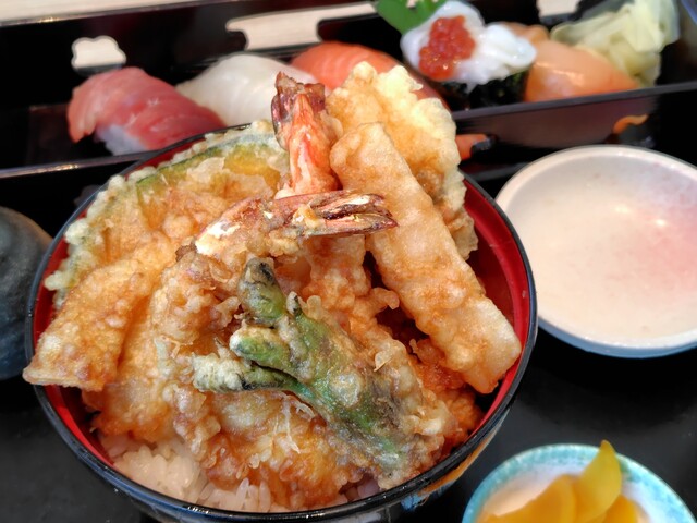 Hana Zen Inba nichiidai ten - Imba Nihon Idai/Seafood | Tabelog