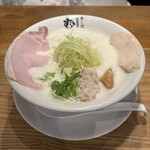 麦×鶏 - 麦×鶏ラーメン(1,000円、斜め上から)