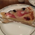 珈琲舎 蔵 - 苺とブルーベリー 350円