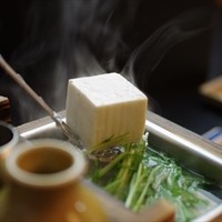 湯豆腐膳（ランチ4180円ディナー5280円)