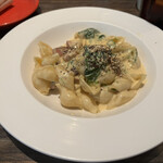 grigio la tavola - 