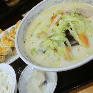 ぎょうざの満洲_1