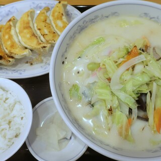 ぎょうざの満洲_0