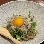 はし田屋 - カモのユッケ   混ぜ混ぜしていただきます！美味しかった〜