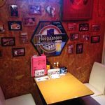 ビアバーバジルバジル - ビアパブな店内