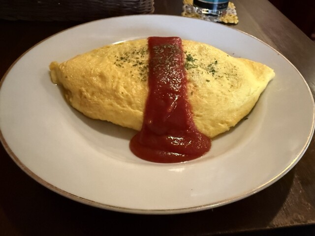 パーラートモミ