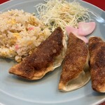 俵屋飯店 - 餃子とチャーハン