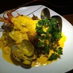 三鷹 モダンタイムス - オマール海老のブイヤベースクリームソースパスタ