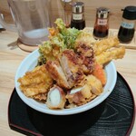 天丼 天たま家 - 料理写真:特選天丼：1450円、玉子天：150円、野菜やや多め