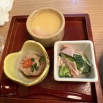 きはる - 付け合わせ（茶碗蒸し、あん肝、ブロッコリーとハム）