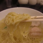 麺屋海神 - 麺は結構、細麺です^^