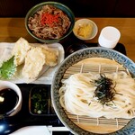 うどん 色彩 - 料理写真: