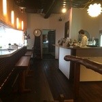 Hare Kafe Tsunagu - カウンター席＆バーカウンター