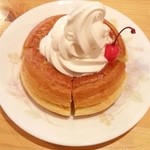 Komeda Kohi Ten - ミニシロノワール   390円