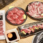 味樹園 - 塩タン・和牛ロースのにんにくネギ・特選とろハラミ