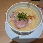 らぁ麺 はやし田 - 料理写真: